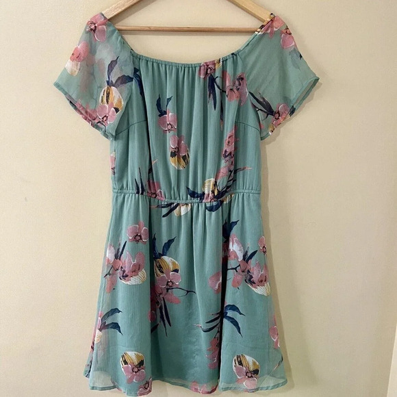 Vera Moda Dresses & Skirts - •SOLD•|Vera Moda| Off-Shoulder Knee Length Floral Spring Summer Dress Size US L